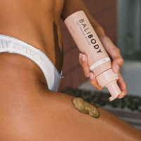 Bali Body Self Tanning Mousse Dark  Мус автозасмага бронзова засмага без сонця 100 мл