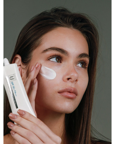 Сонцезахисний крем-гель з вітаміном U — CU SKIN Vitamin U Aqua Sun Gel SPF 50+ PA+++