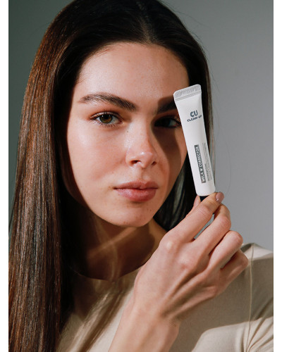 Точковий засіб проти пігментації CU SKIN Clean-Up Mela W Corrector з транексамовою кислотою