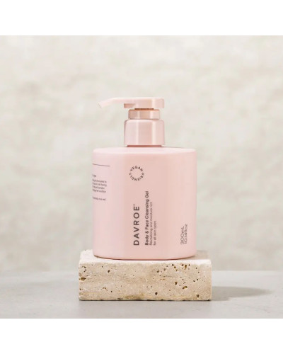 Гель для умывания DAVROE Body & Face Cleansing Gel лица и тела – 300 мл