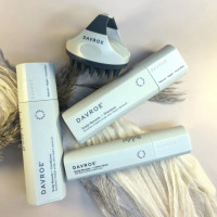 DAVROE Exfoliates and Massages the Scalp Brush Массажная Щётка для Кожи Головы 