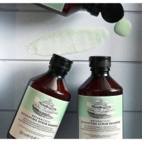 Davines DETOXIFYING детокс шампунь-скраб для атониічної шкіри голови 250 мл