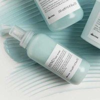 Davines MINU сироватка-спрей, що надає блиску та захищає колір 150 мл