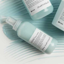 Davines MINU сироватка-спрей, що надає блиску та захищає колір 150 мл