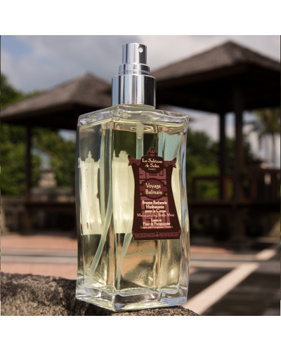Спрей для Тела «Бали, Лотос и Франжипани» La Sultane de Saba Voyage Balinais Moisturizing Body Mist Lotus and Frangipani Flowers 200 мл