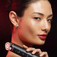 Medicube AGE-R Booster Pro Black корейський б’юті‑пристрій для догляду за шкірою