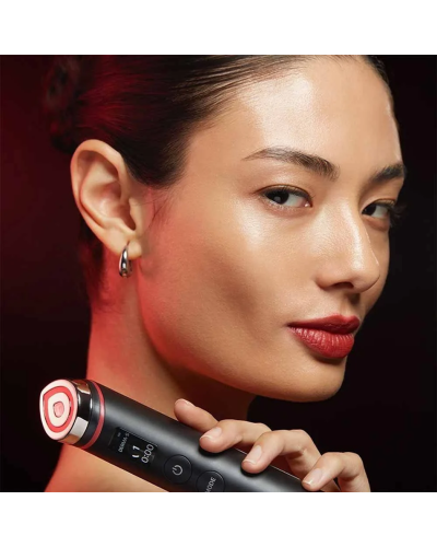 Корейський апарат Medicube AGE-R Booster Pro Black для комплексного догляду за шкірою обличчя