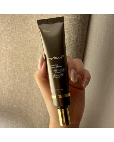 Корейська сироватка з ретинолом Medicube Deep Vita A Retinol Serum для текстури та тону шкіри 30 мл