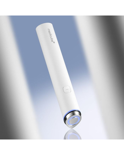 Корейський апарат Medicube AGE-R Booster Pro Mini White для ефекту glass skin, заспокоєння та покращення текстури шкіри