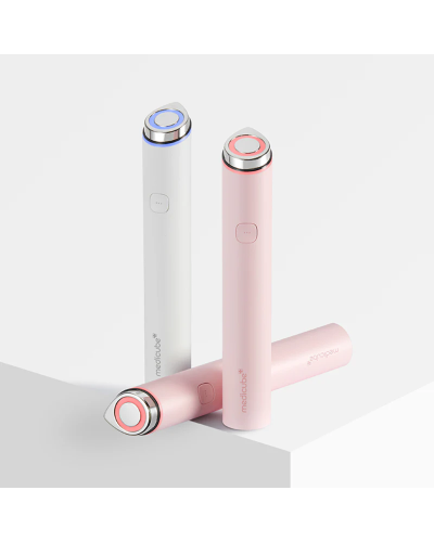 Корейський апарат Medicube AGE-R Booster Pro Mini White для ефекту glass skin, заспокоєння та покращення текстури шкіри