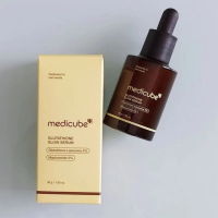 Medicube AGE-R Glutathione Glow Serum корейська сироватка для сяйва та освітлення шкіри 30 мл