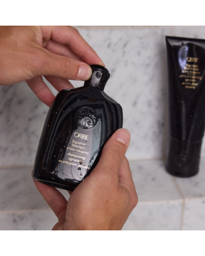Шампунь Oribe Signature Shampoo для ежедневного очищения и блеска волос 250 мл