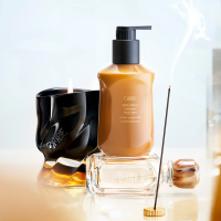 Oribe Côte d’Azur Scented Candle Ароматизована свічка Лазурне узбережжя 235 гр