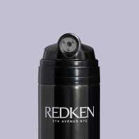 REDKEN Max Hold Hairspray 32 лак екстра-сильної фіксації з ефектом об'єму для укладки волосся 300 мл