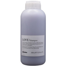 Davines LOVE smoothing shampoo - Шампунь для розгладження неслухняного та хвилястого волосся 1000 мл
