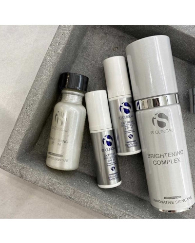 IS CLINICAL Luminous Glow Collection Комплексний догляд для шкіри з пігментацією