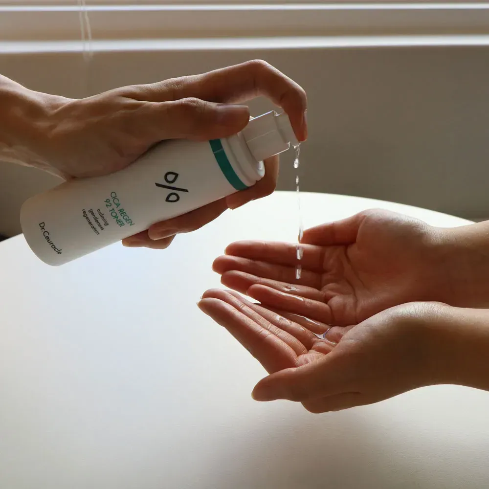 Заспокійливий тонер з центелою азійською Dr.Ceuracle Cica Regen 92 Toner