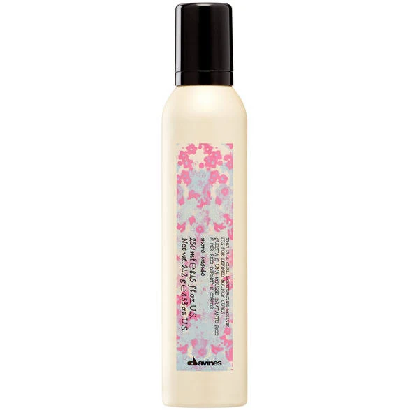 Davines MI CURL MOISTURIZING MOUSSE Зволожуючий мус для хвилястого волосся, що підкреслює локони  250 мл
